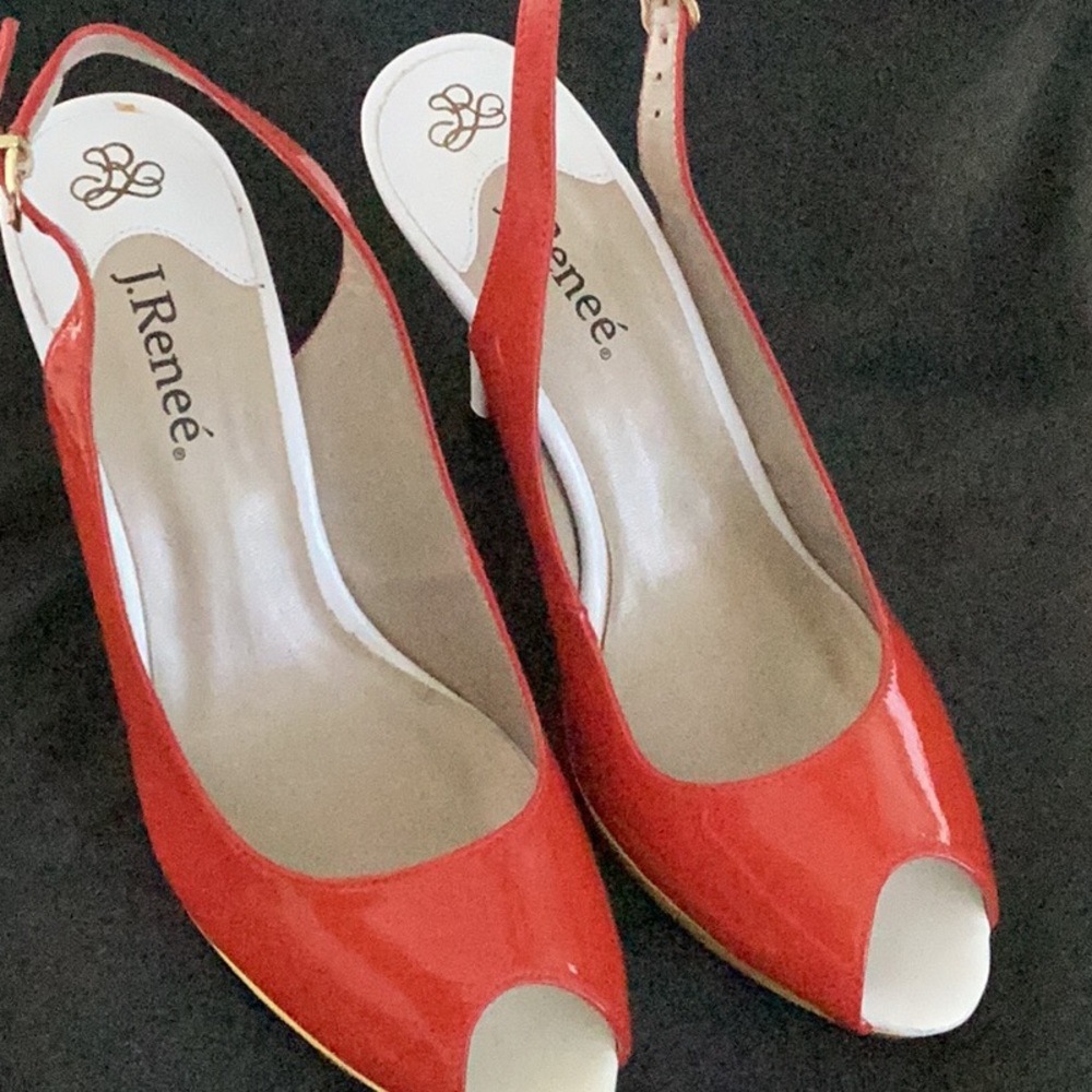 Women’s J. Renee heels, red, yellow and white size 7.5